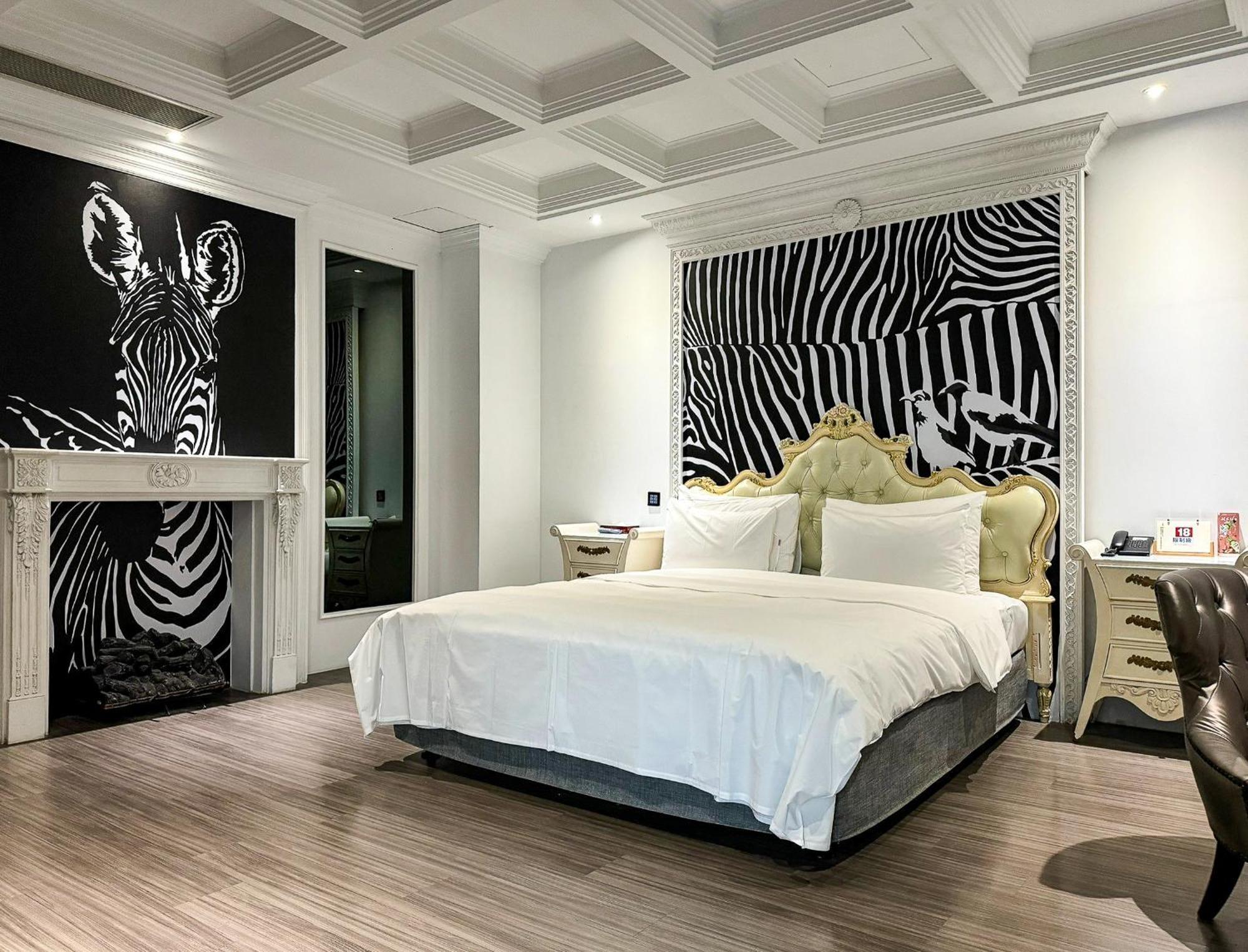 ออล-ยูอาร์ บูทิก โฮเต็ล ไท่จุง Motel ไถจง ภายนอก รูปภาพ