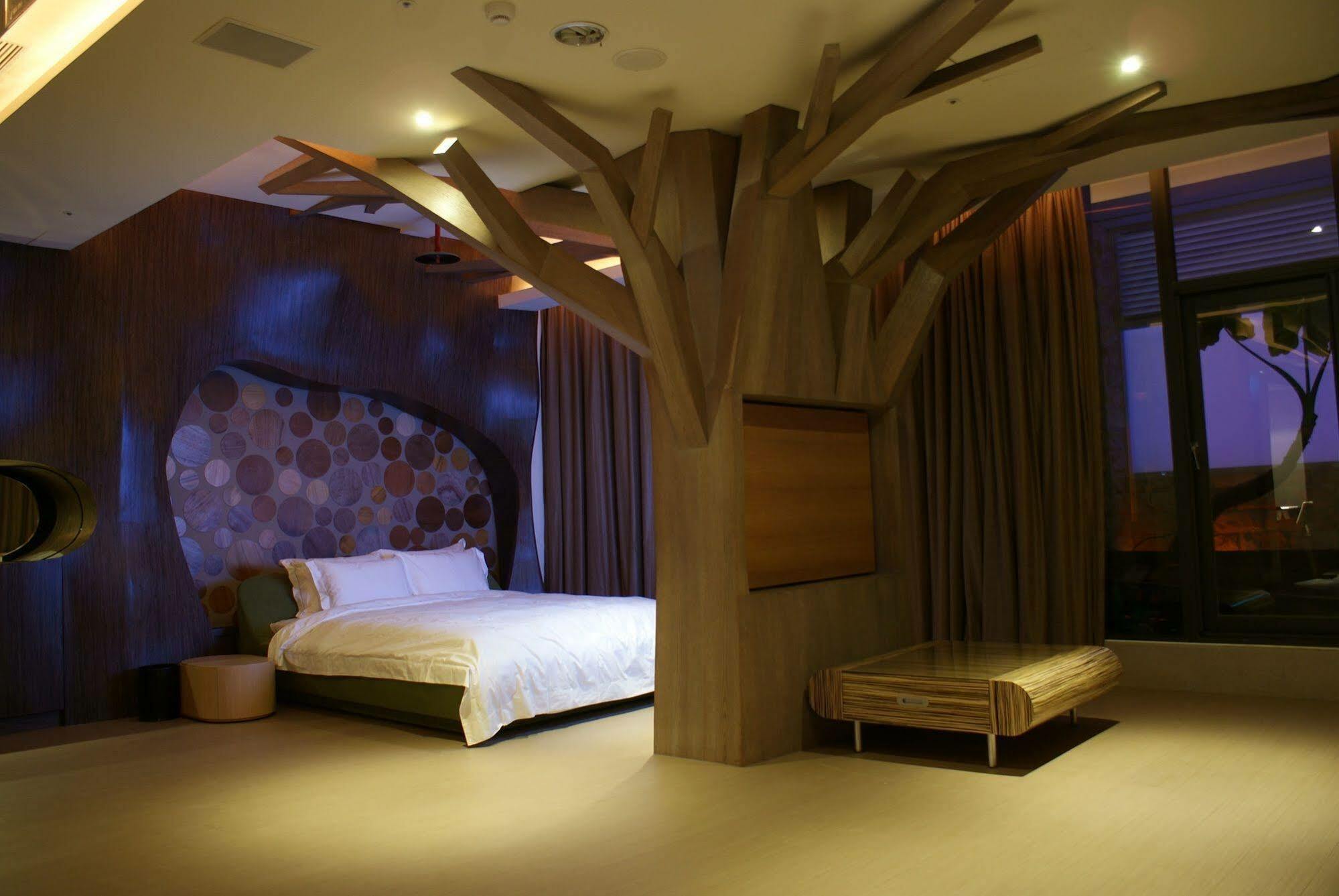 ออล-ยูอาร์ บูทิก โฮเต็ล ไท่จุง Motel ไถจง ภายนอก รูปภาพ